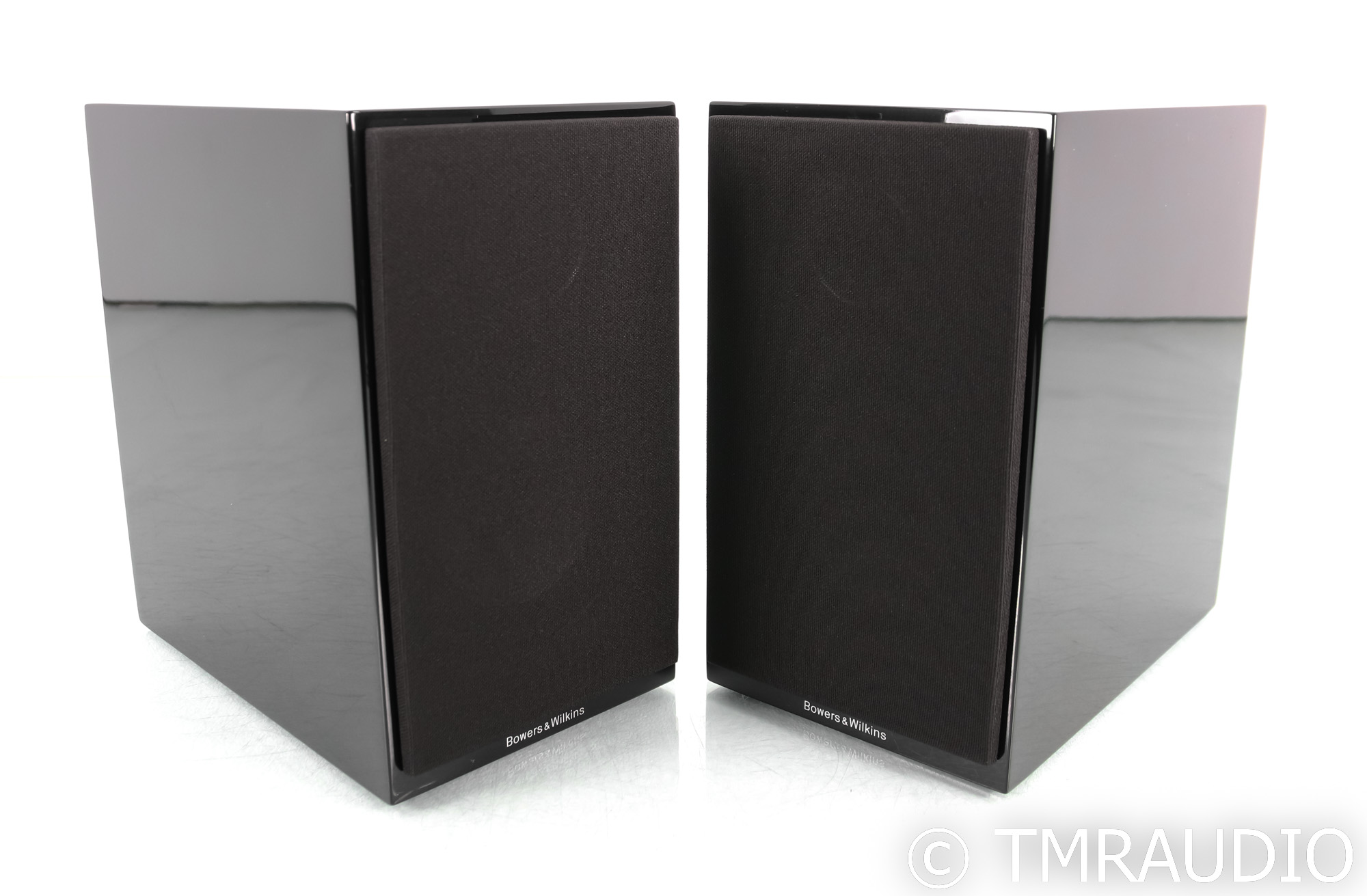 B&W 707 S2 Bookshelf Speakers; S-2; Gloss Black Pair (Unused
