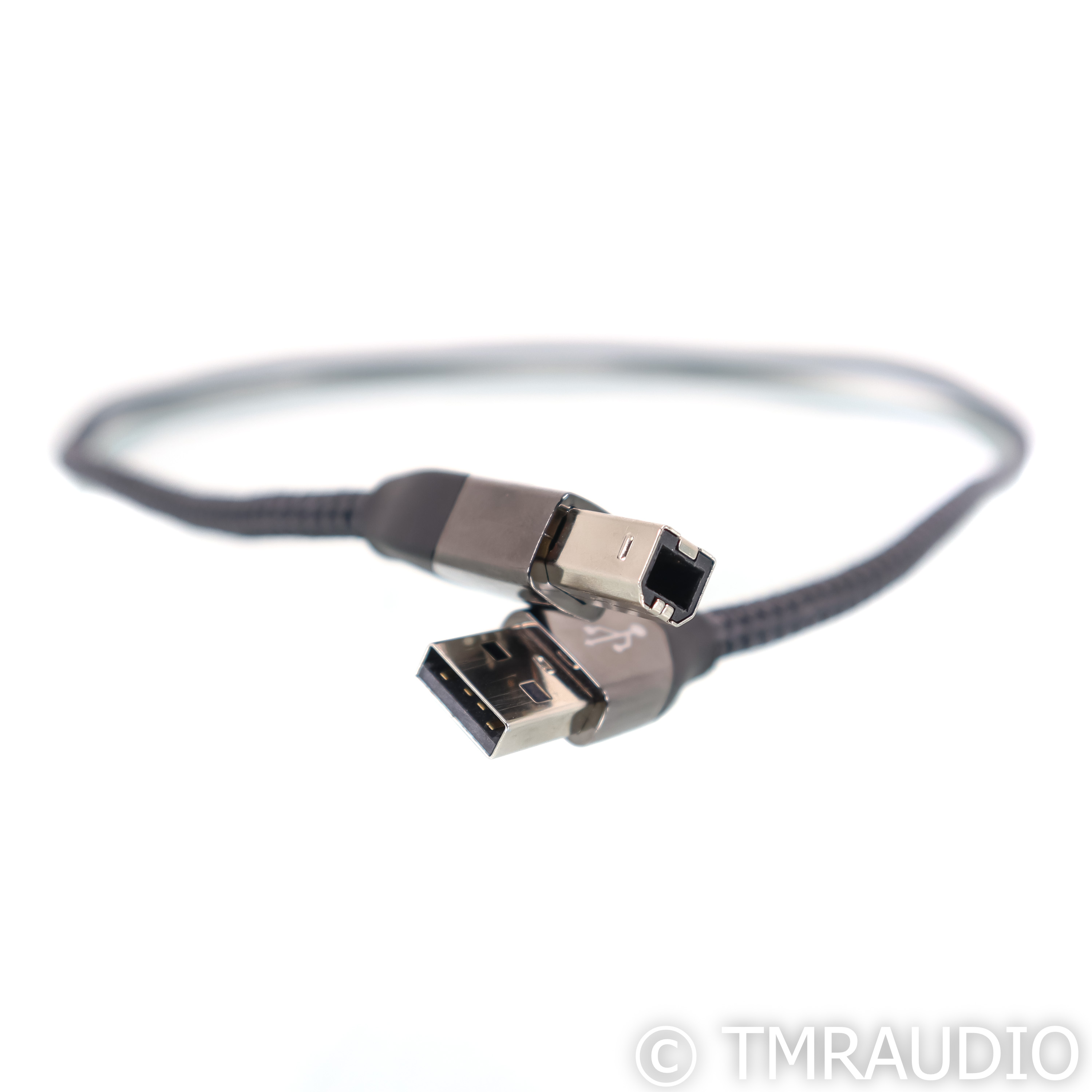 AudioQuest Carbon USB Cable; 0.75m Digital Interconnect AudioQuest Carbon USB Cable; 0.75m Digital Interconnect