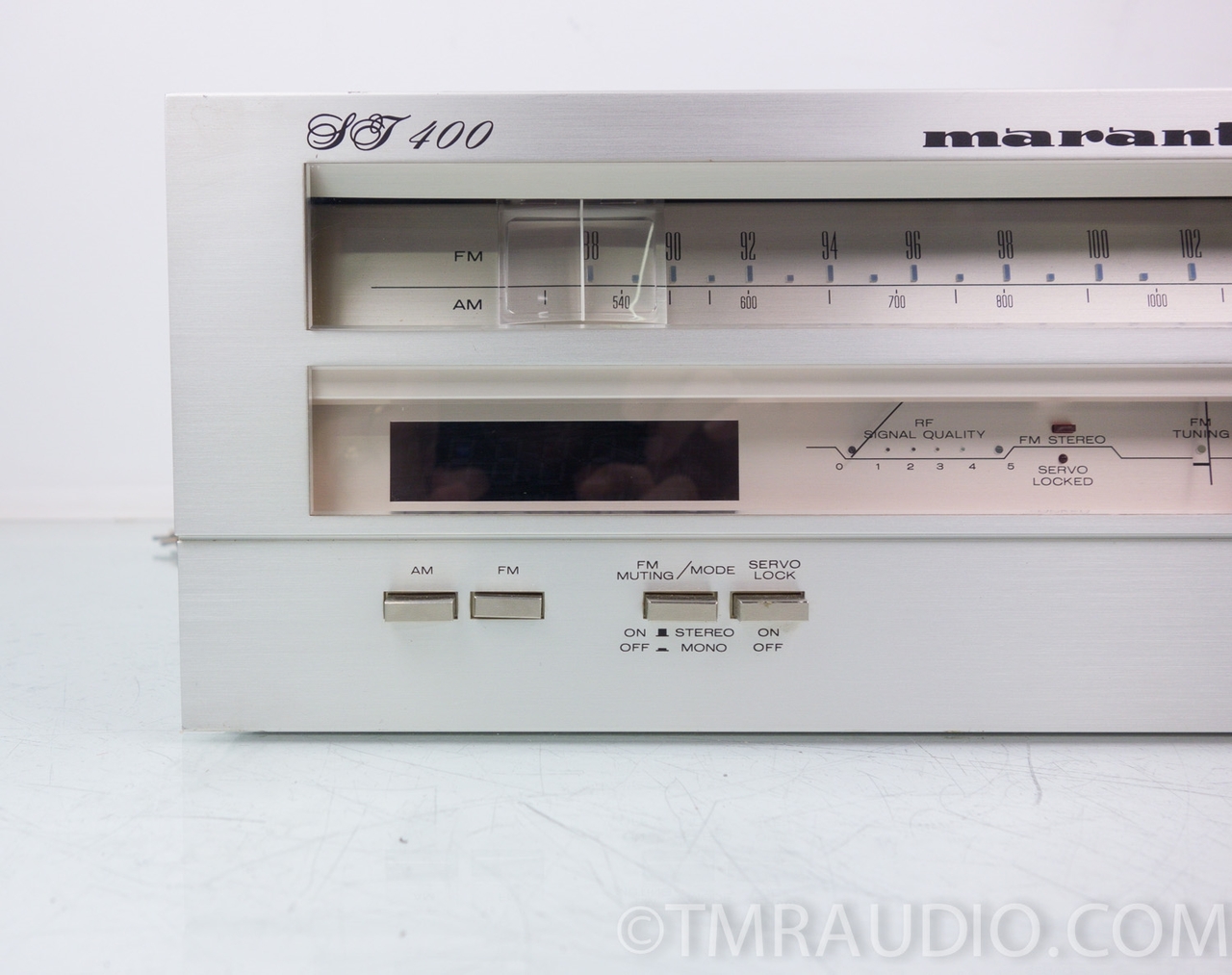 Marantz ST-400 Vintage AM / FM Stereo Tuner - The Music Room