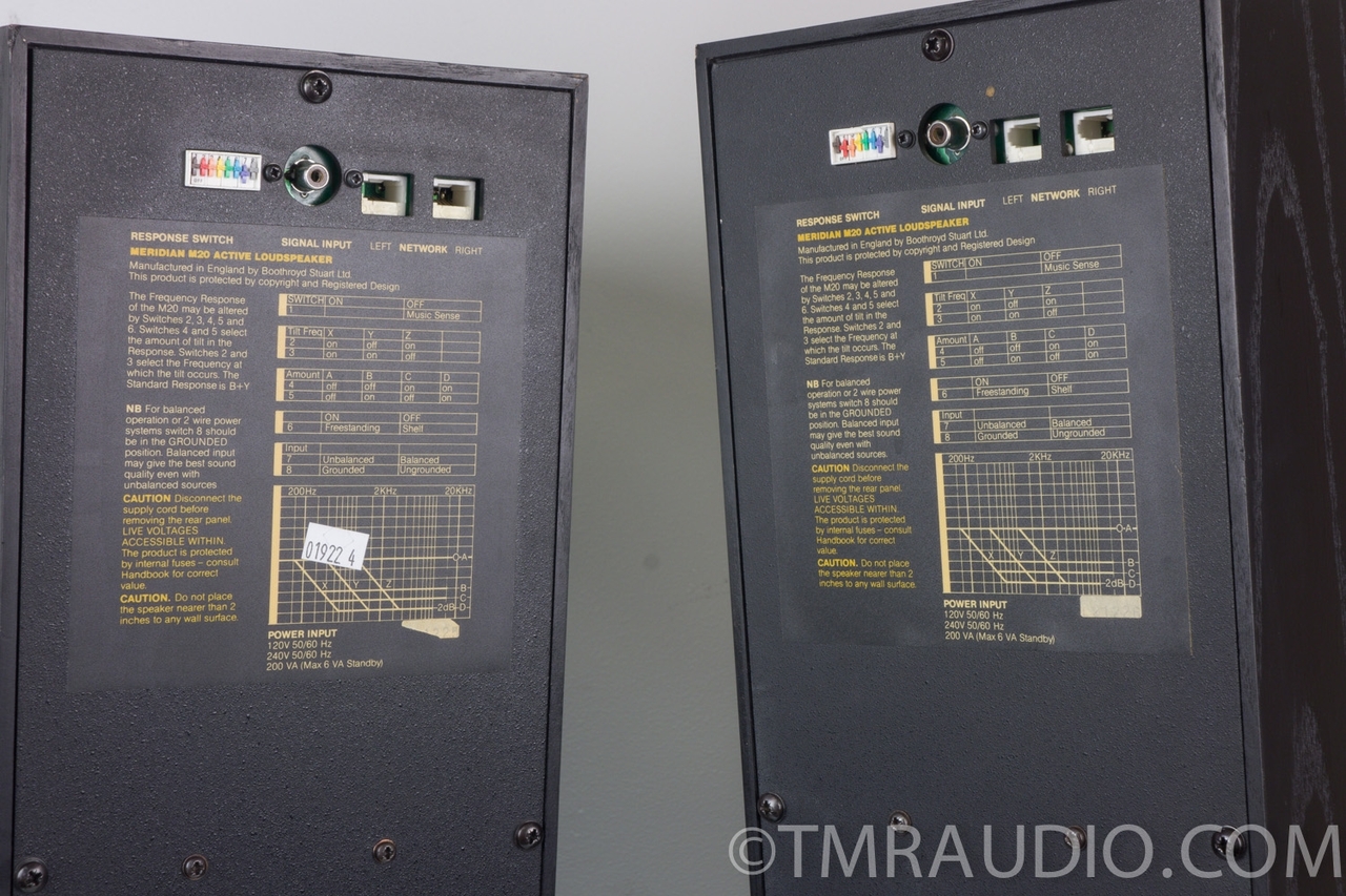 Meridian M20 Active Speakers with Stands