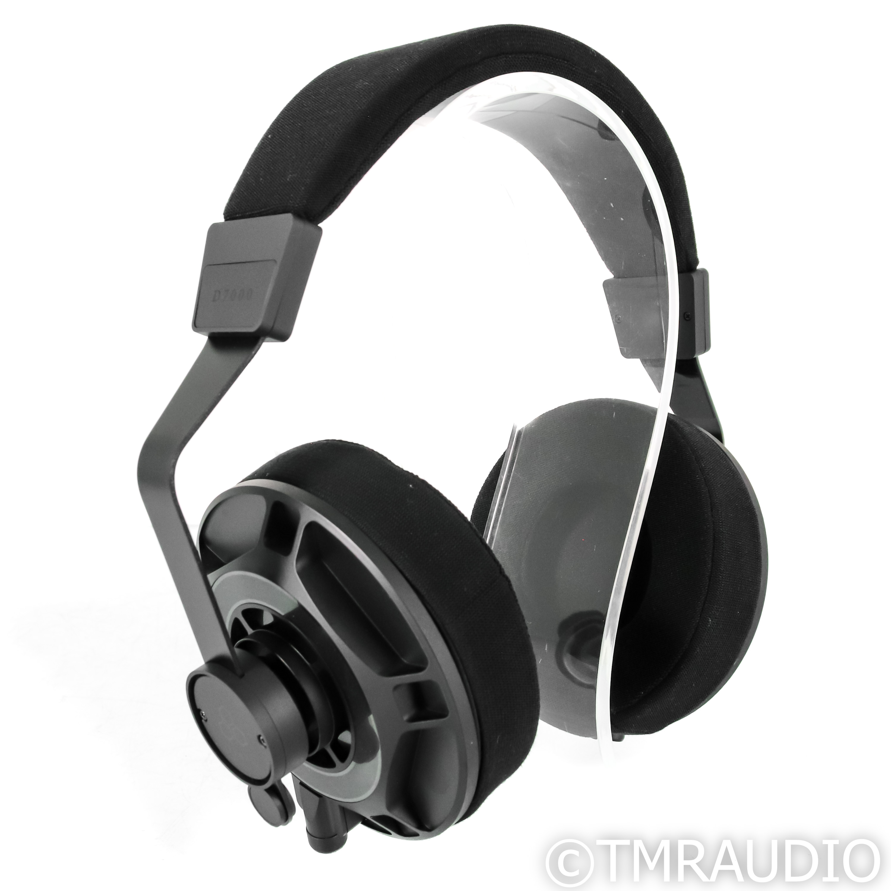 Final Audio D7000 Open-Back Planar Magnetic Headphones - The Music