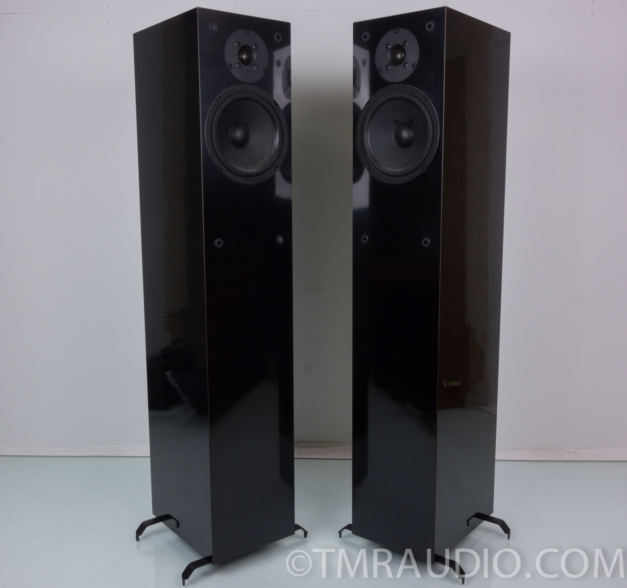 NHT Super Two 黒色 フロアスタンディングスピーカー ① NHT Super Two Floorstanding Speakers; Pair SuperTwo - The