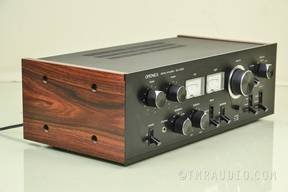 Optonica ST-4205 Tuner & SM-3205 Integrated Amplifier; Nice