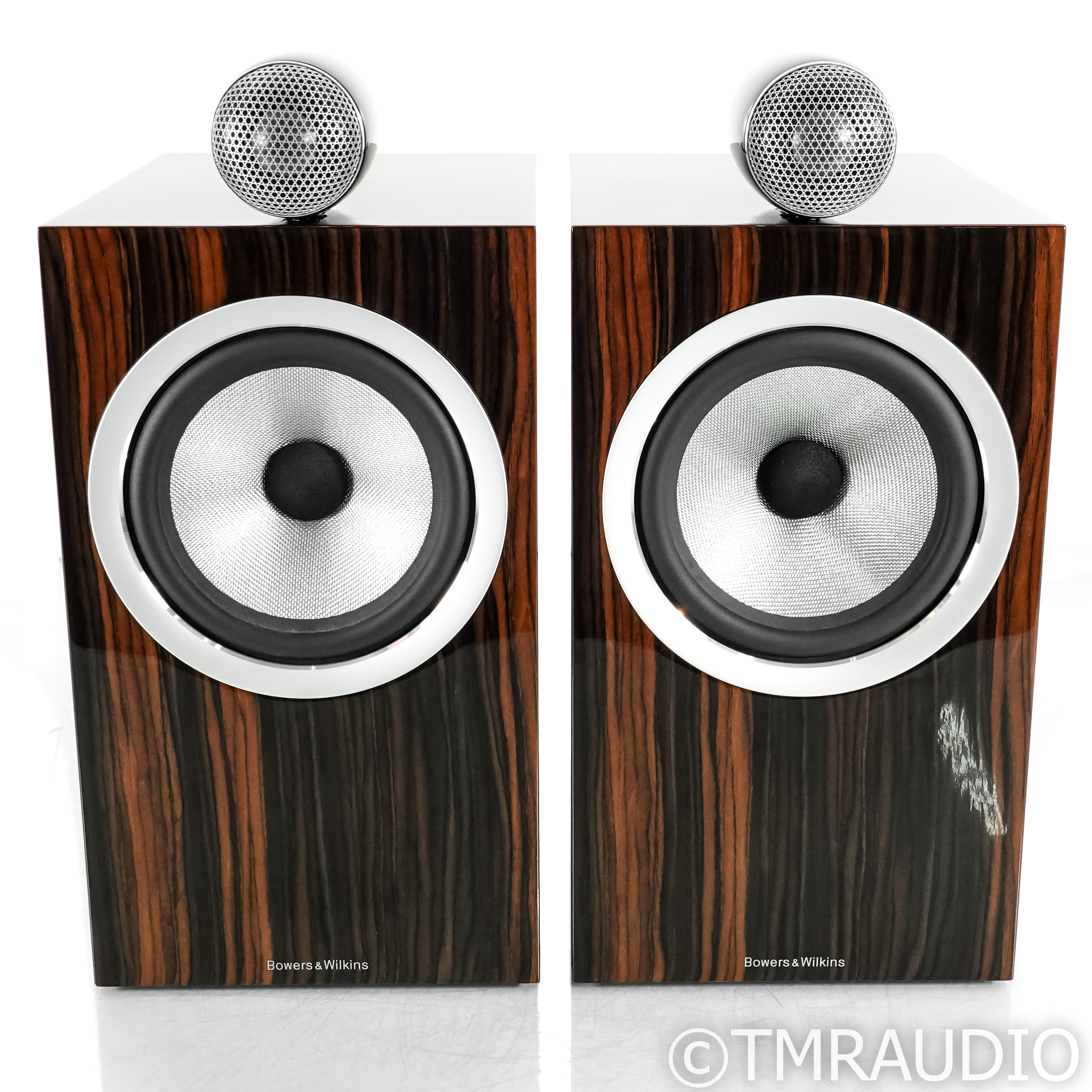 Bowers & Wilkins 705 Signature Bookshelf Speakers; Datuk Gloss