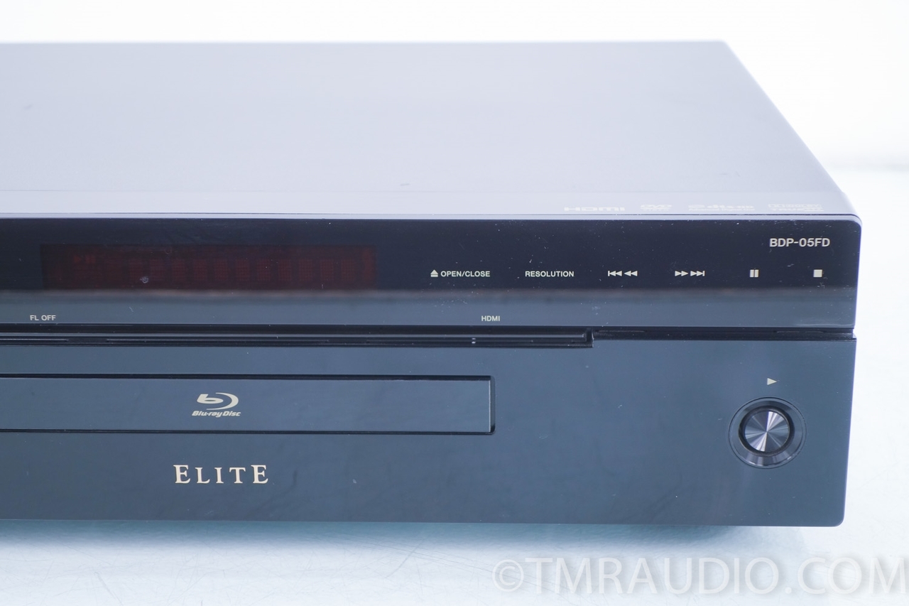 【中古】 THE　BEST　TOUR/Ｂｌｕ-ｒａｙ　Ｄｉｓｃ/UPXH-20055 THE BEST TOUR[Blu-ray] - AI - UNIVERSAL MUSIC JAPAN