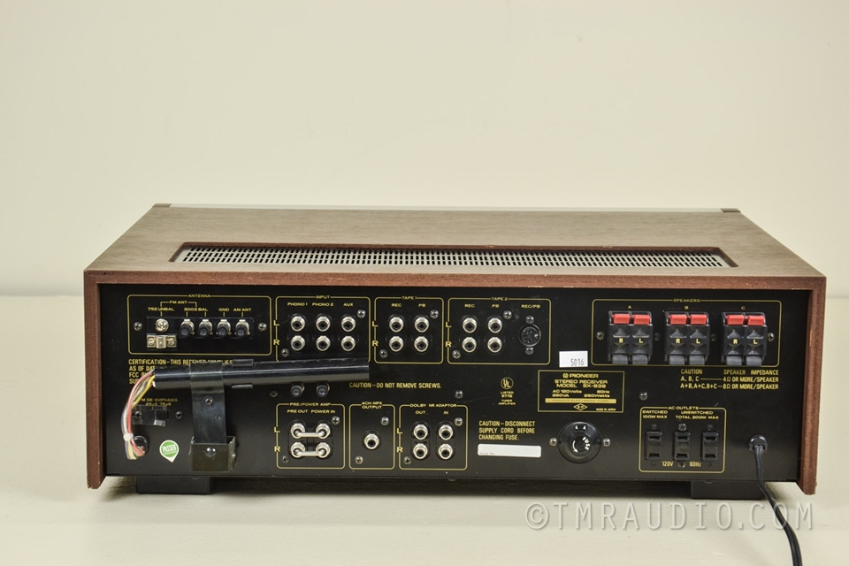 Pioneer SX-838 Vintage AM / FM Stereo Receiver; Just
