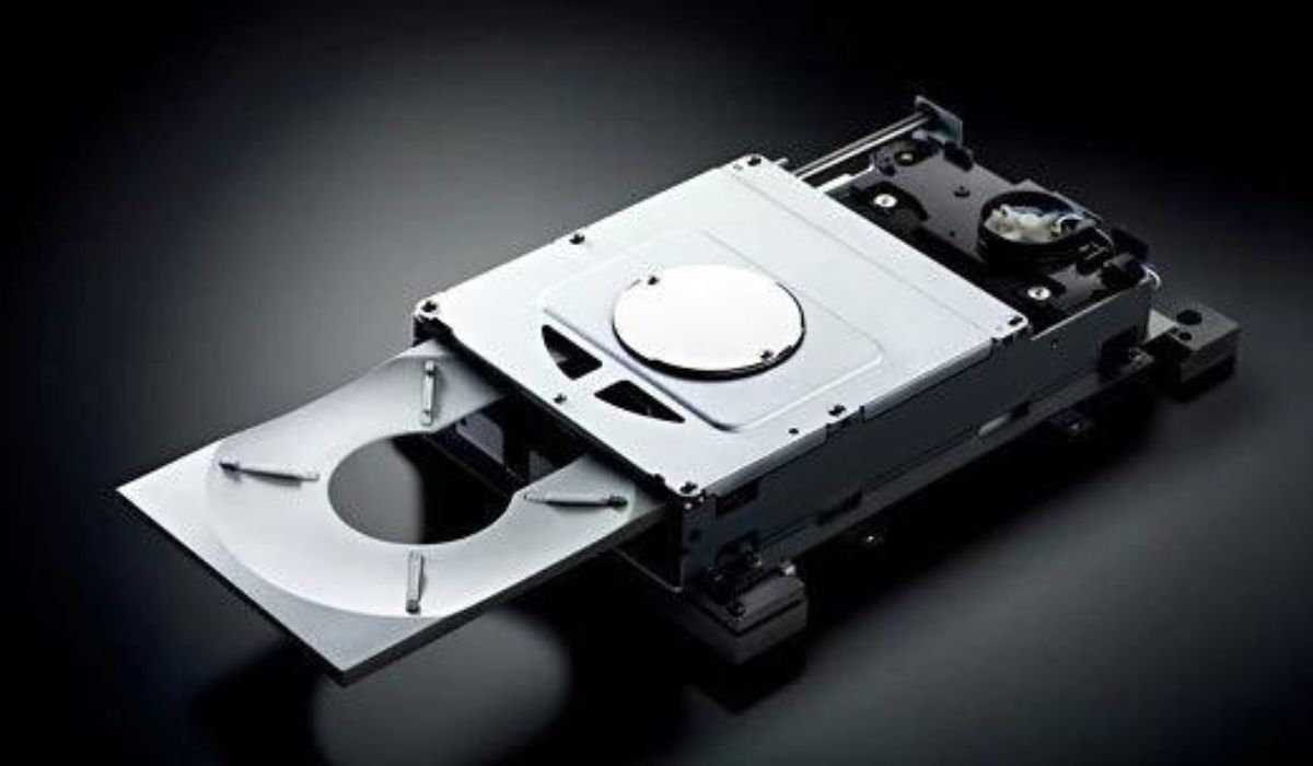 Yamaha CD-S3000 SACD & CD Player cd mechanism