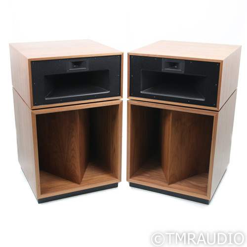 82525-6__44213.1756423152.500.