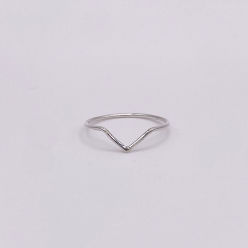 STERLING SILVER CHEVRON RING