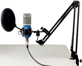 Blastking IP-MIC KIT-BLU Unidirectional / Cardioid Condenser 3 pin XLR Microphone With Accessories