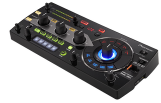 Pioneer RMX 1000 DJ effects unit angle