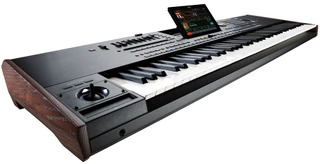 Korg PA5X76 76-Key Proffesional Keyboard / Arranger With Color Touch Screen ( OPEN BOX)