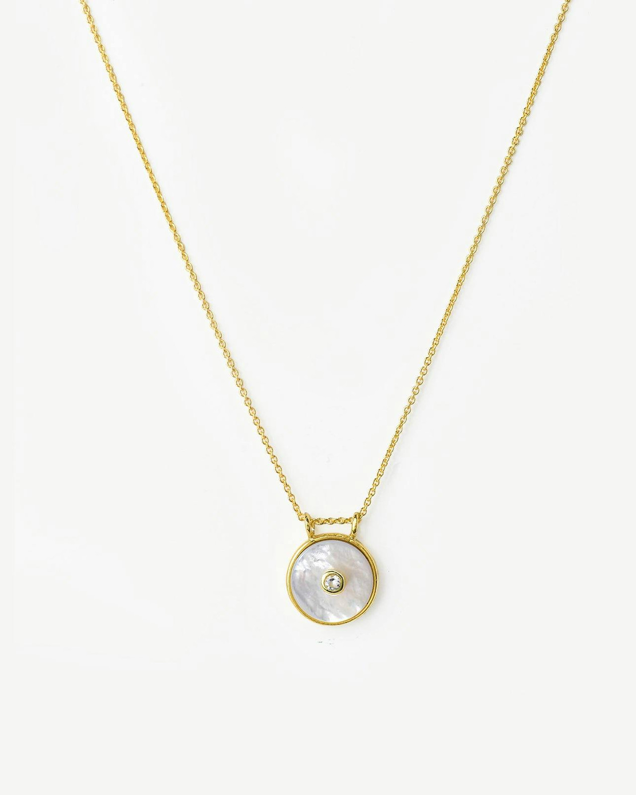Mother-of-pearl pendant necklace with cubic zirconia in 925 silver plated in gold
