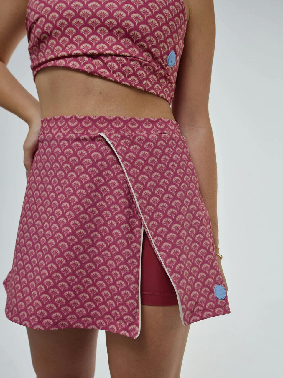 Alento V1 wrap sports skirt in elastic knit pink and beige