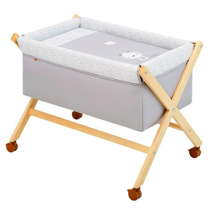 Mini cuna de madera con ruedas y colchón incluido