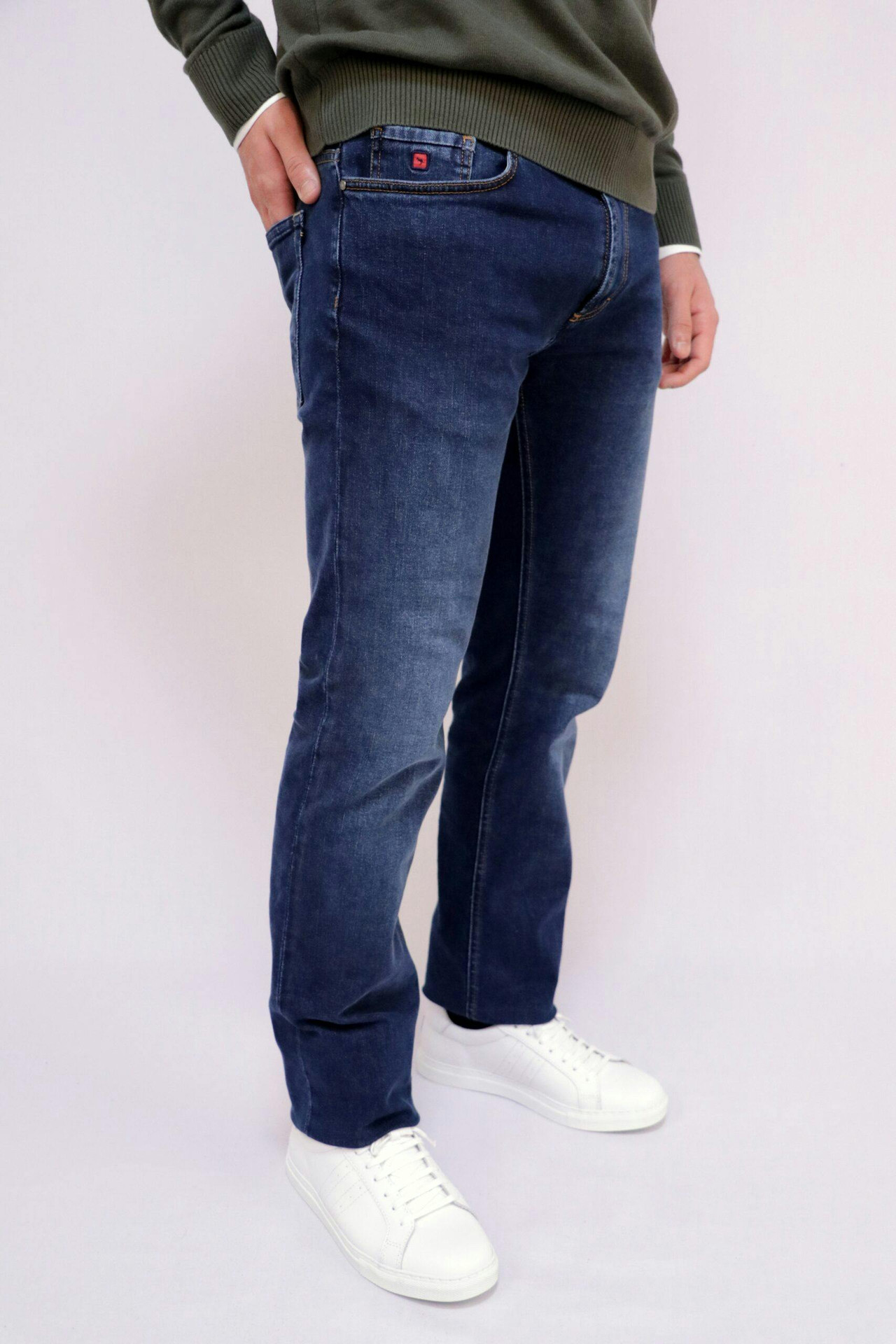 Pantalones vaqueros slim en algodón con elastano