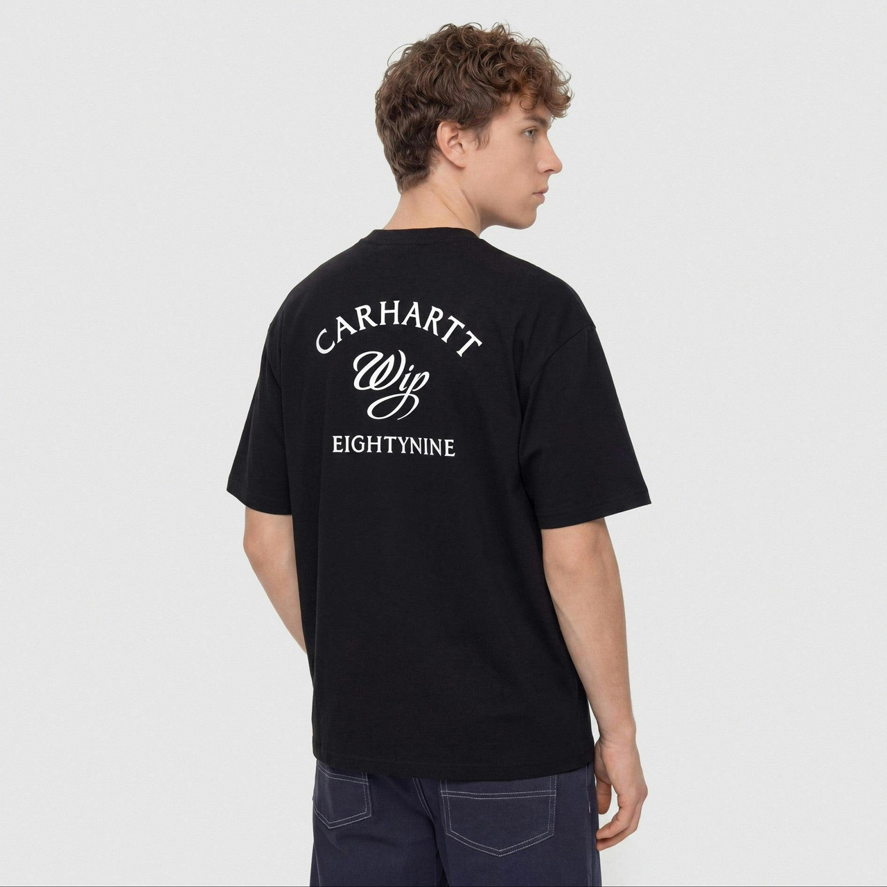 T-shirt Eightynine em algodão biológico cortado solto