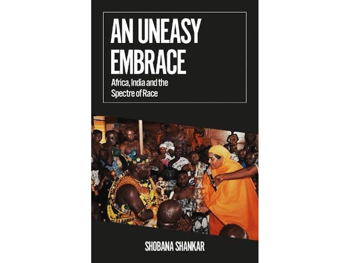 An Uneasy Embrace de Shobana Shankar (Inglês)