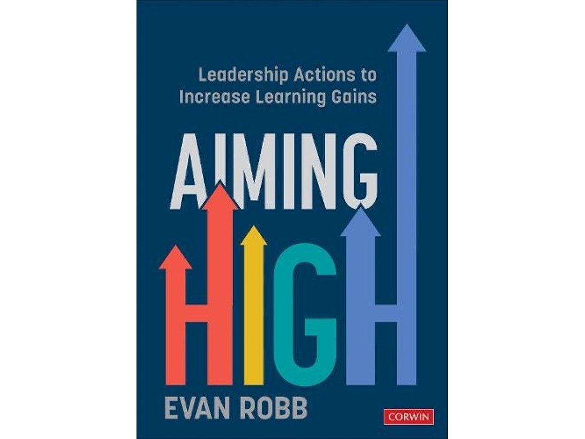 Aiming High by Evan A. Robb (English)
