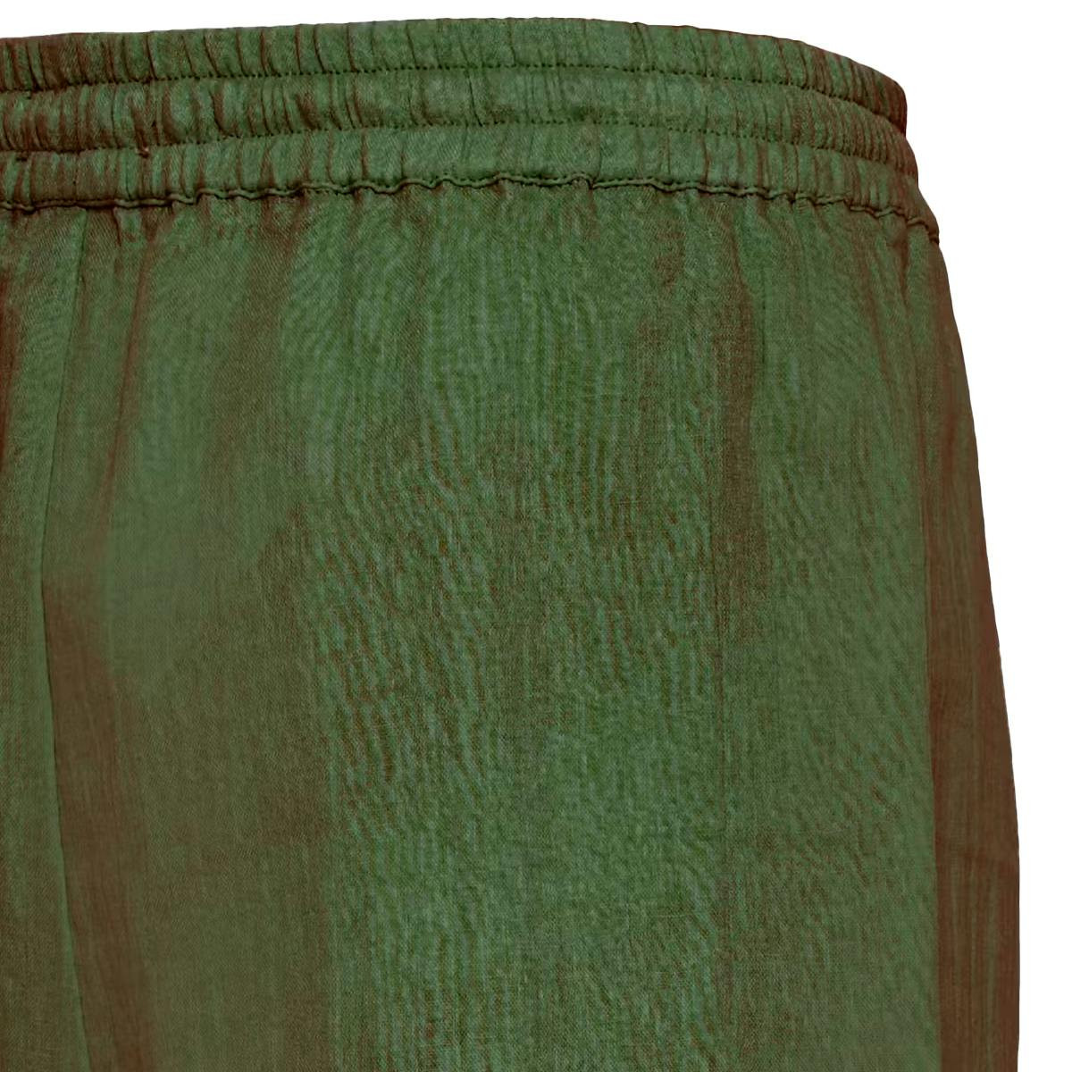 Shorts FOXA em tecido leve verde