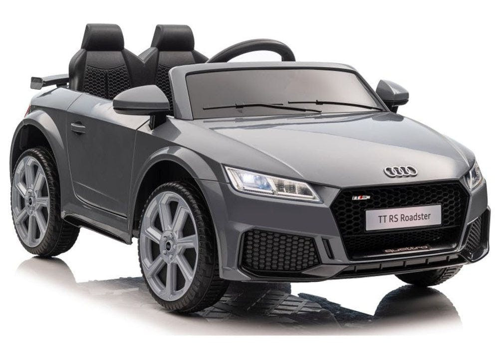 Carro elétrico Audi TTRS cinza