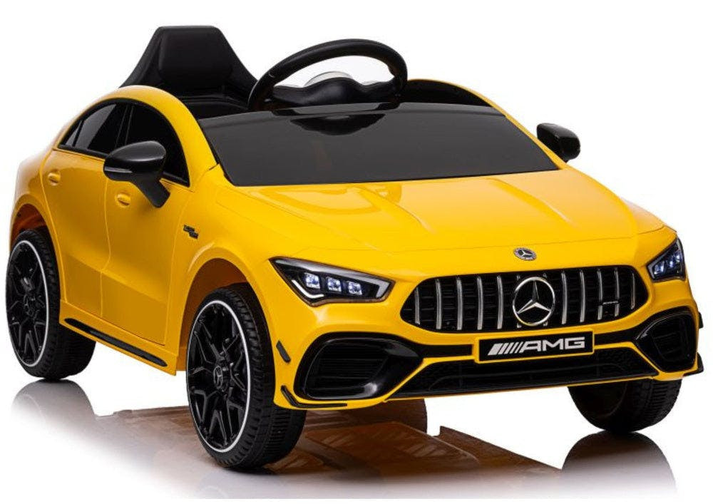 Carro elétrico Mercedes CLA 45S AMG 4x4 amarelo