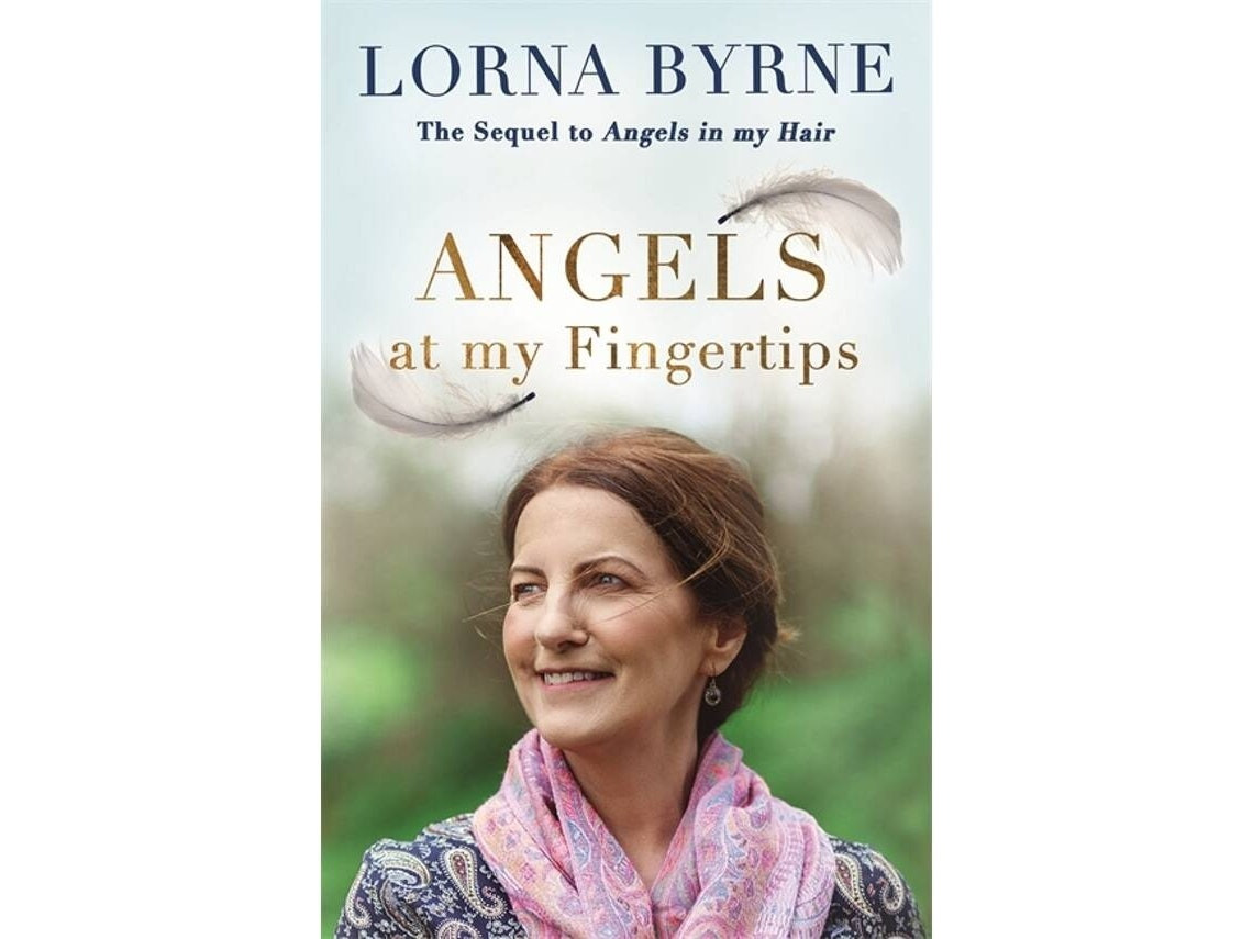 Angels At My Fingertips de Lorna Rne (Inglés)