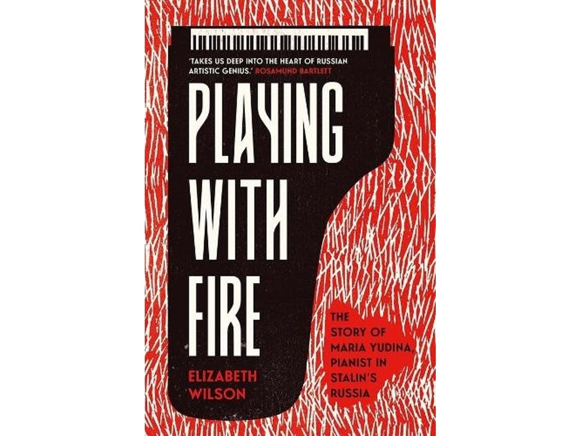 Playing with Fire de Elizabeth Wilson (Inglés)