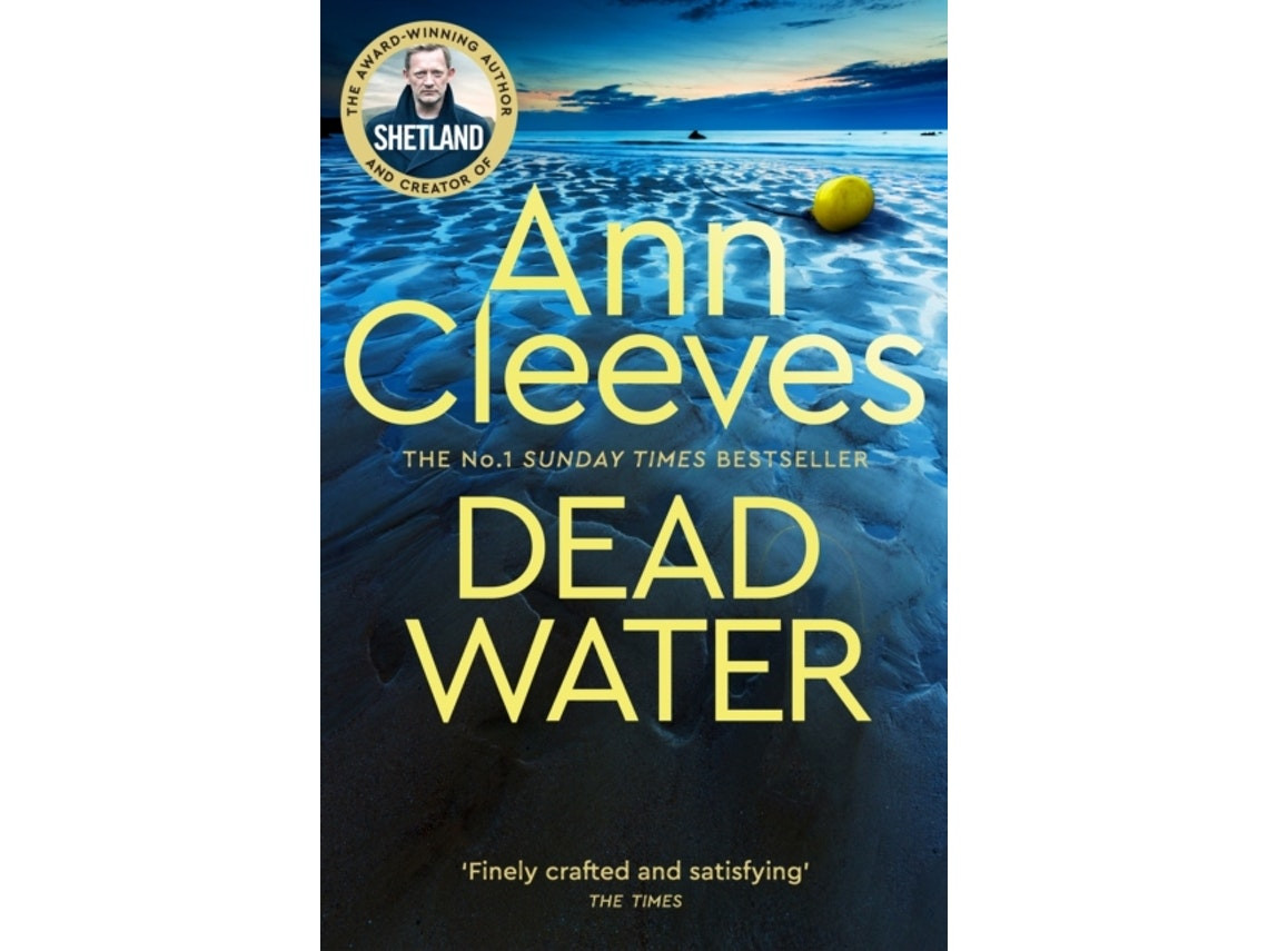 Dead Water de Ann Cleeves (Inglés)