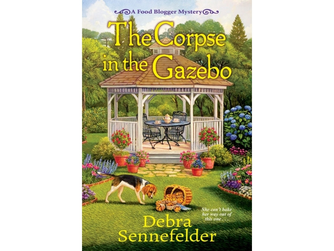 The Corpse in the Gazebo de Debra Sennefelder (Inglés)