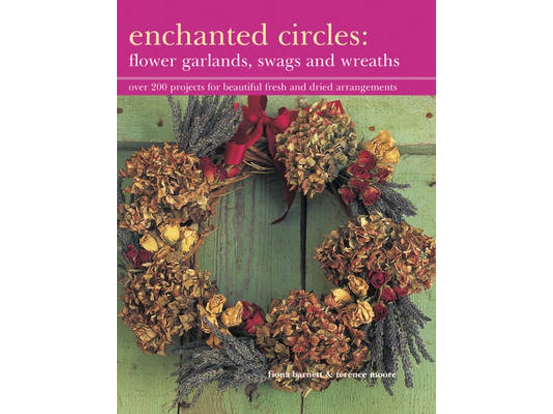 Enchanted Circles by Fiona Barnett, Terence Moore (English)