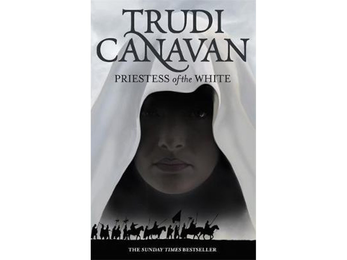 Priestess of the White by Trudi Canavan (English)
