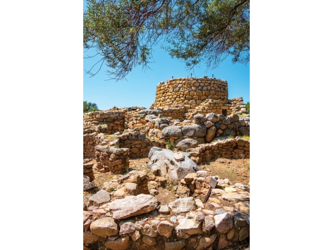 Sardinia: Megalithic Island de Edited by Tina Oldknow y Edited by William Warmus (Inglés)