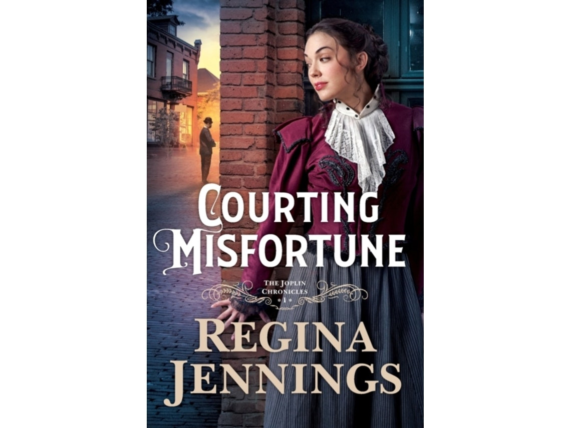 Courting Misfortune de Regina Jennings (Inglés)