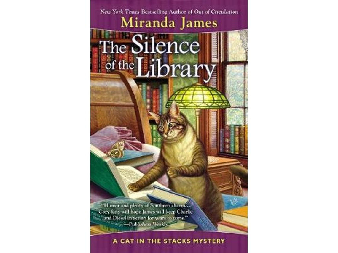 The Silence of the Library de Miranda James (Inglés)
