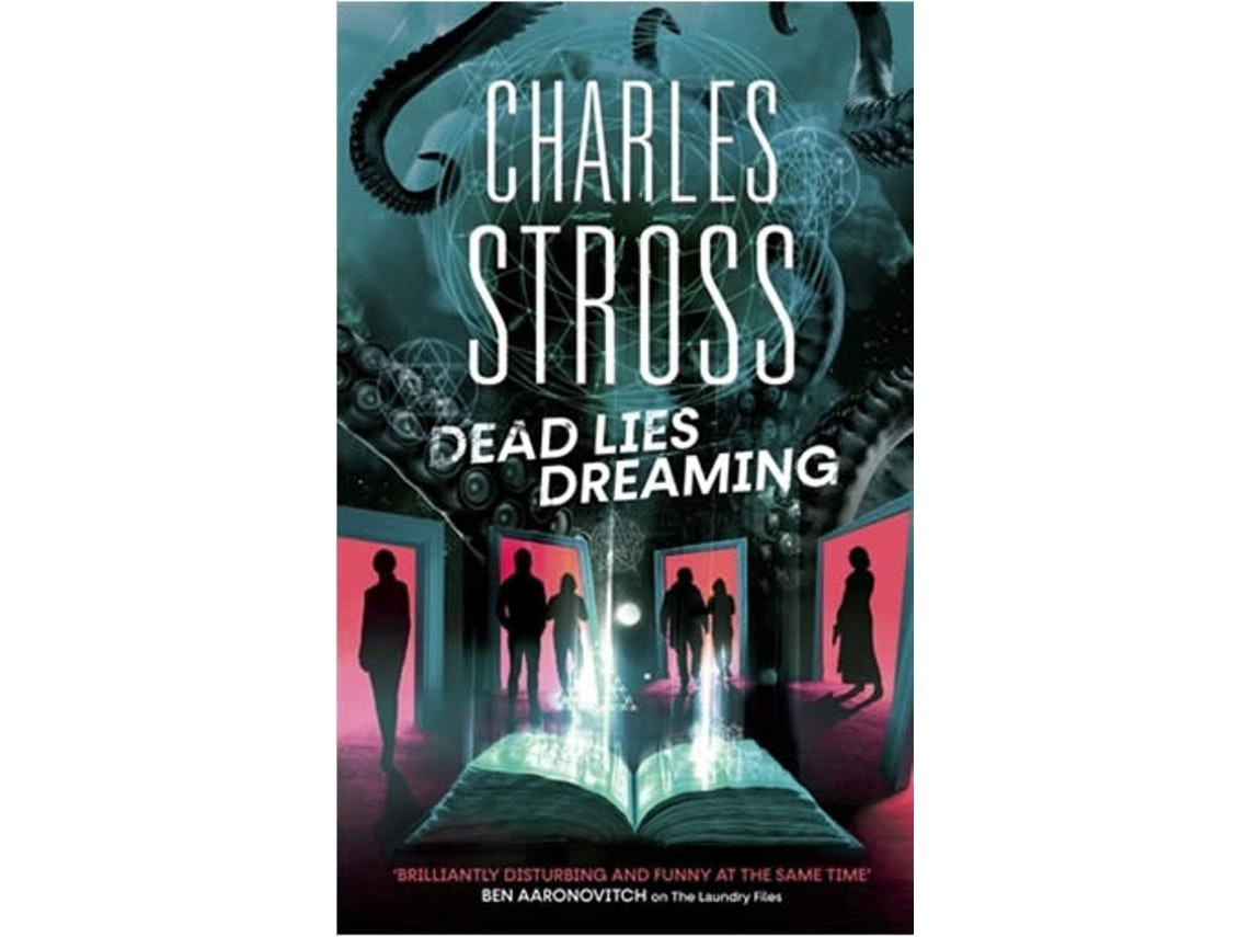 Dead Lies Dreaming de Charles Stross (Inglés)