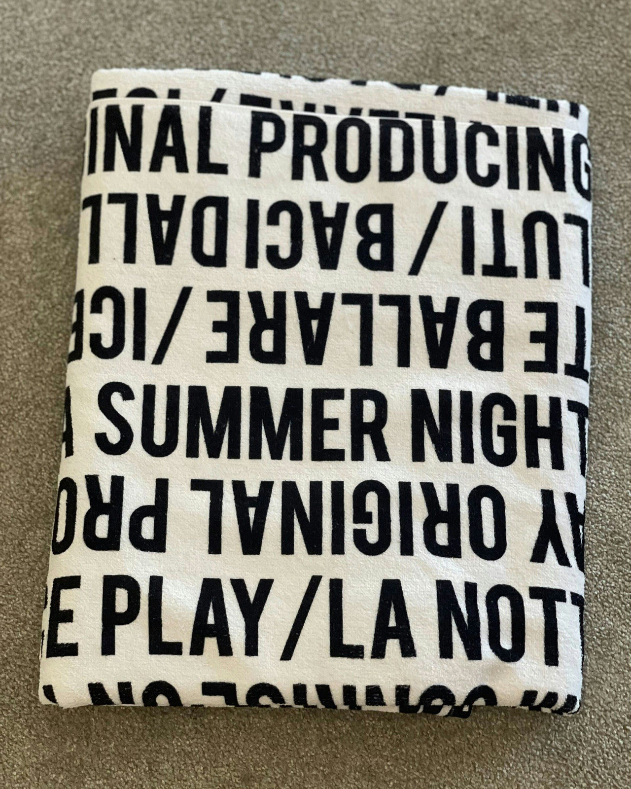 Beach towel cotton black and white stripes