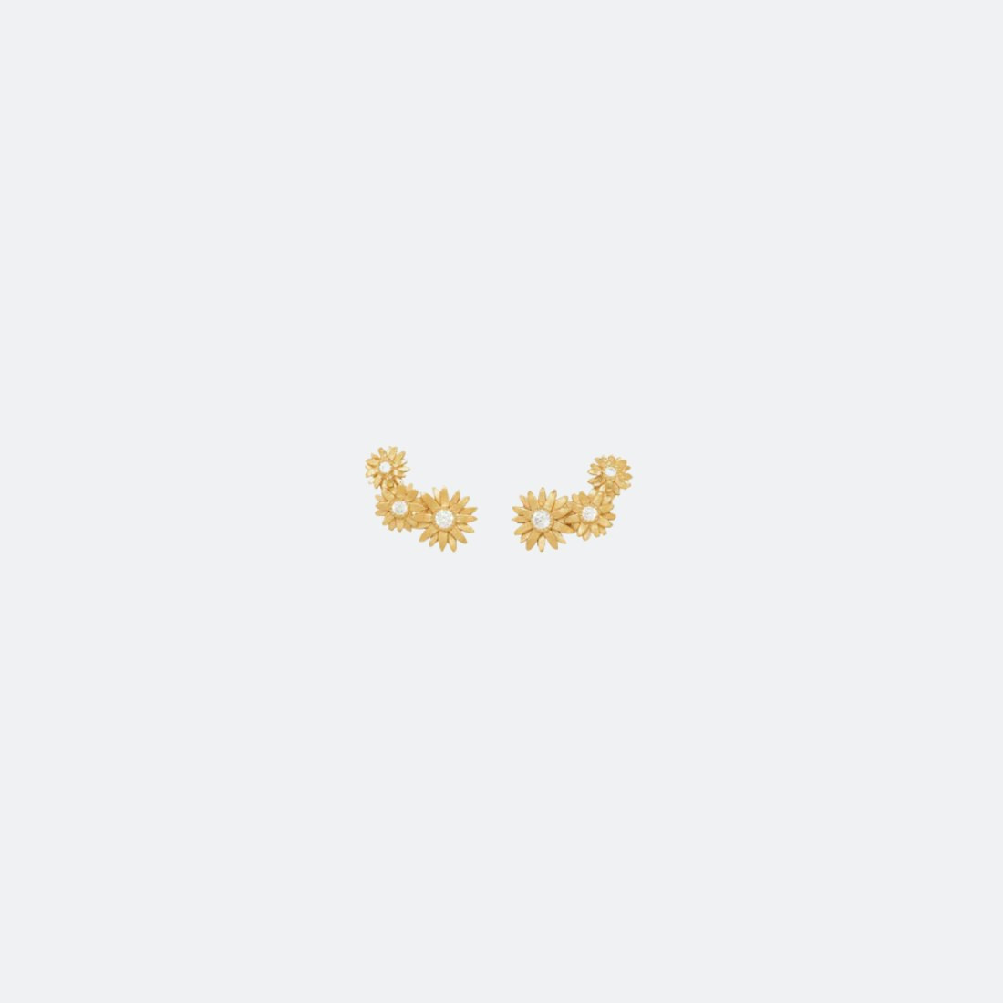 Pendientes tres margaritas en plata 925 con baño de oro 24k