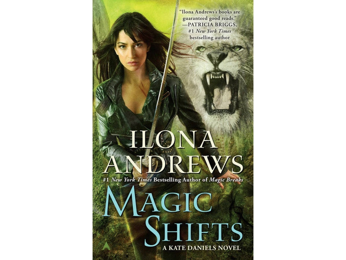 Magic Shifts by Ilona Andrews (English)