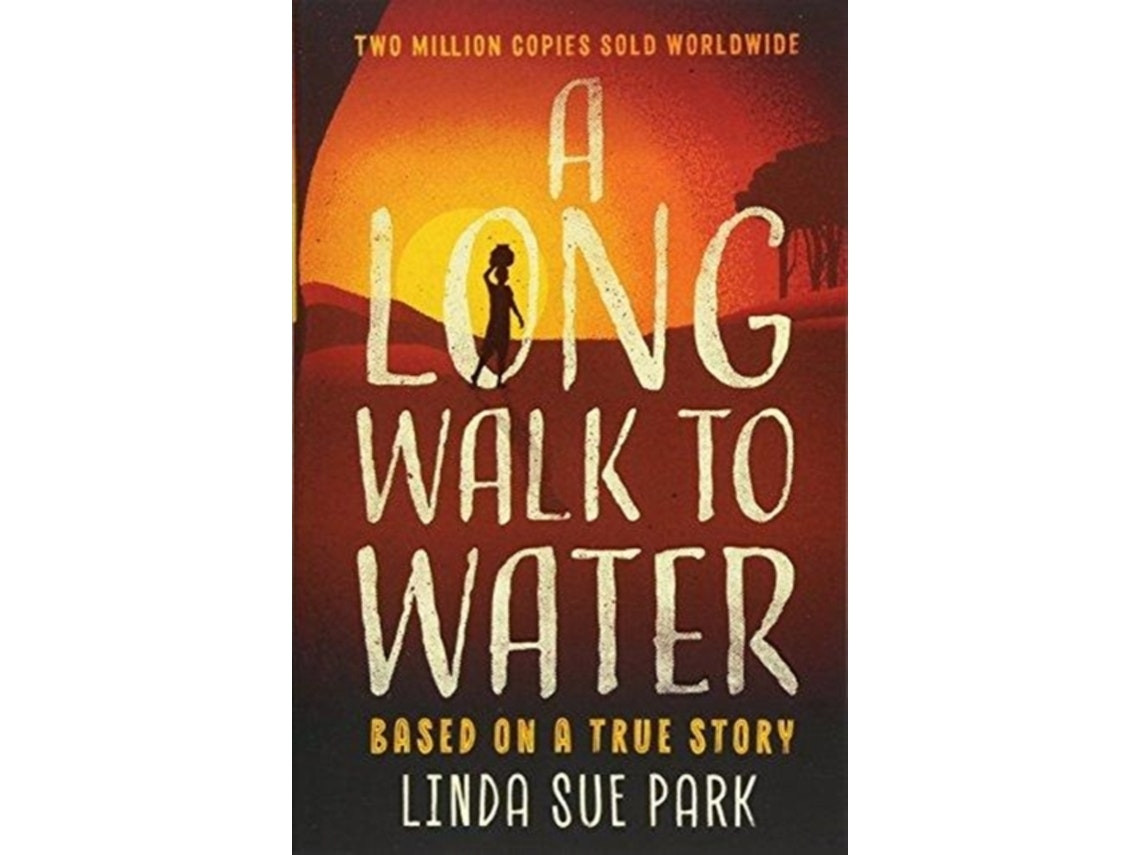 A Long Walk to Water de Linda Sue Park (Inglés)
