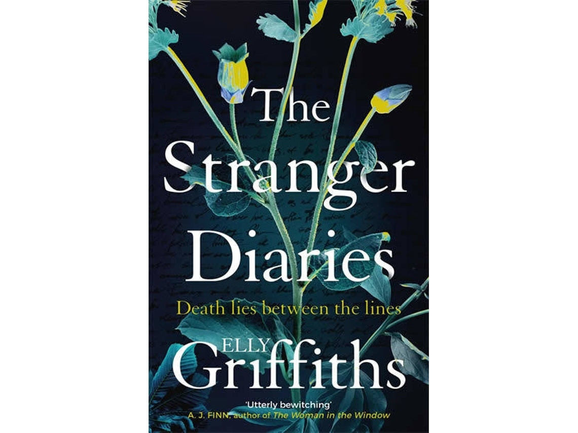 The Stranger Diaries de Elly Griffiths (Inglés)