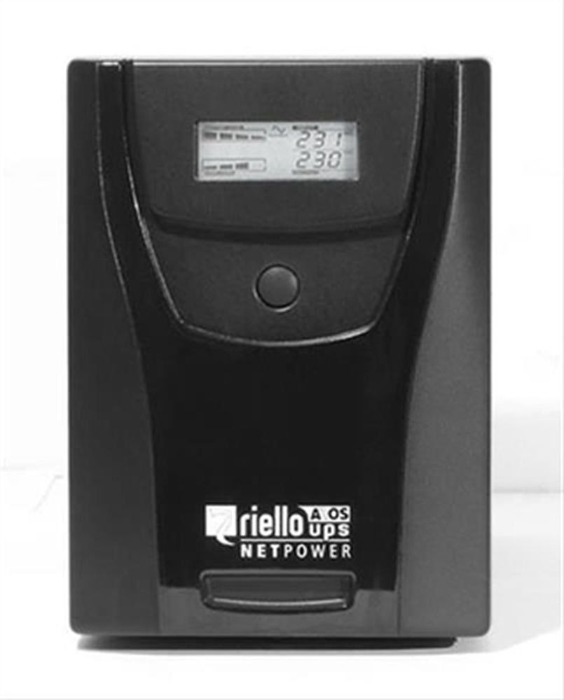 UPS NPW 800 S 4 tomas