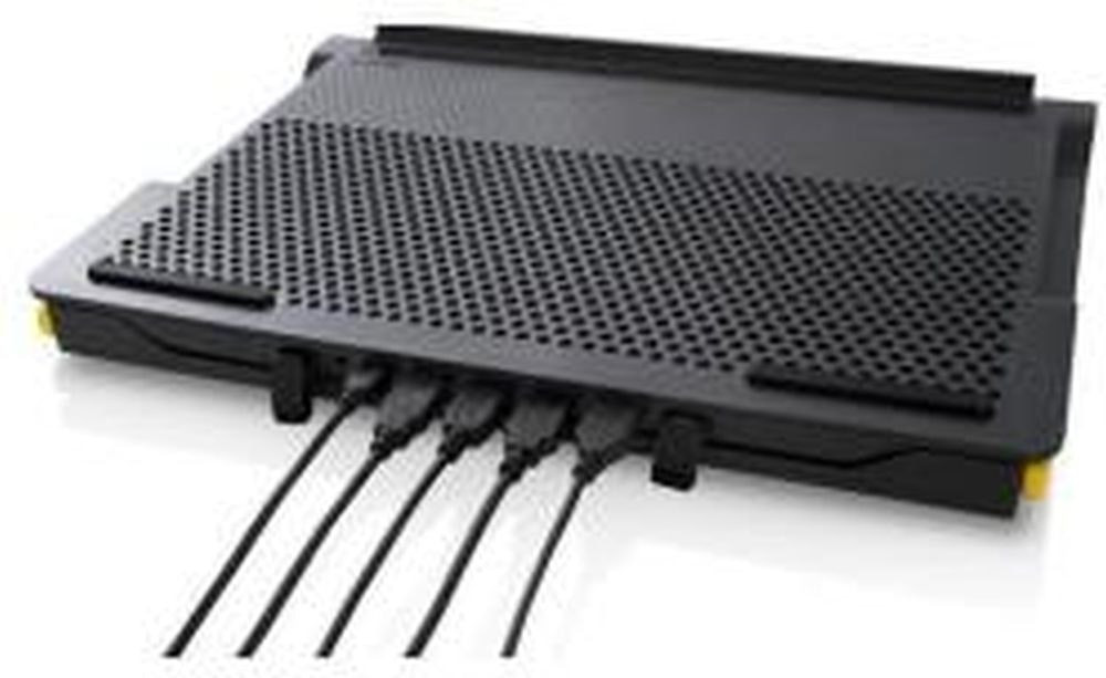 Soporte ventilado Hillmat AWE81 para portátil