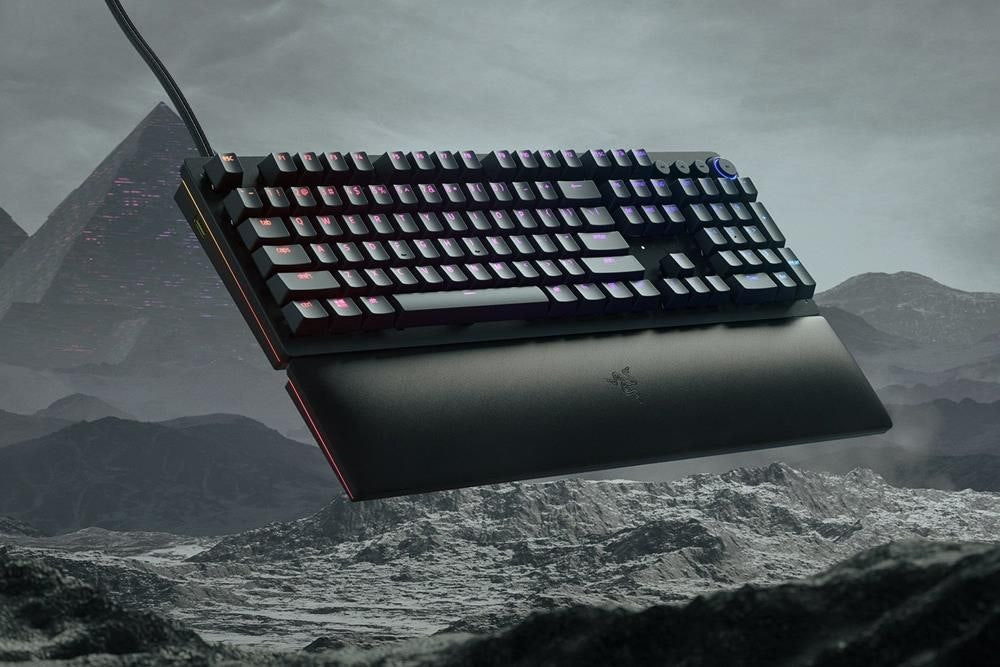 Huntsman V2 Teclado Gaming Óptico Inglés Negro