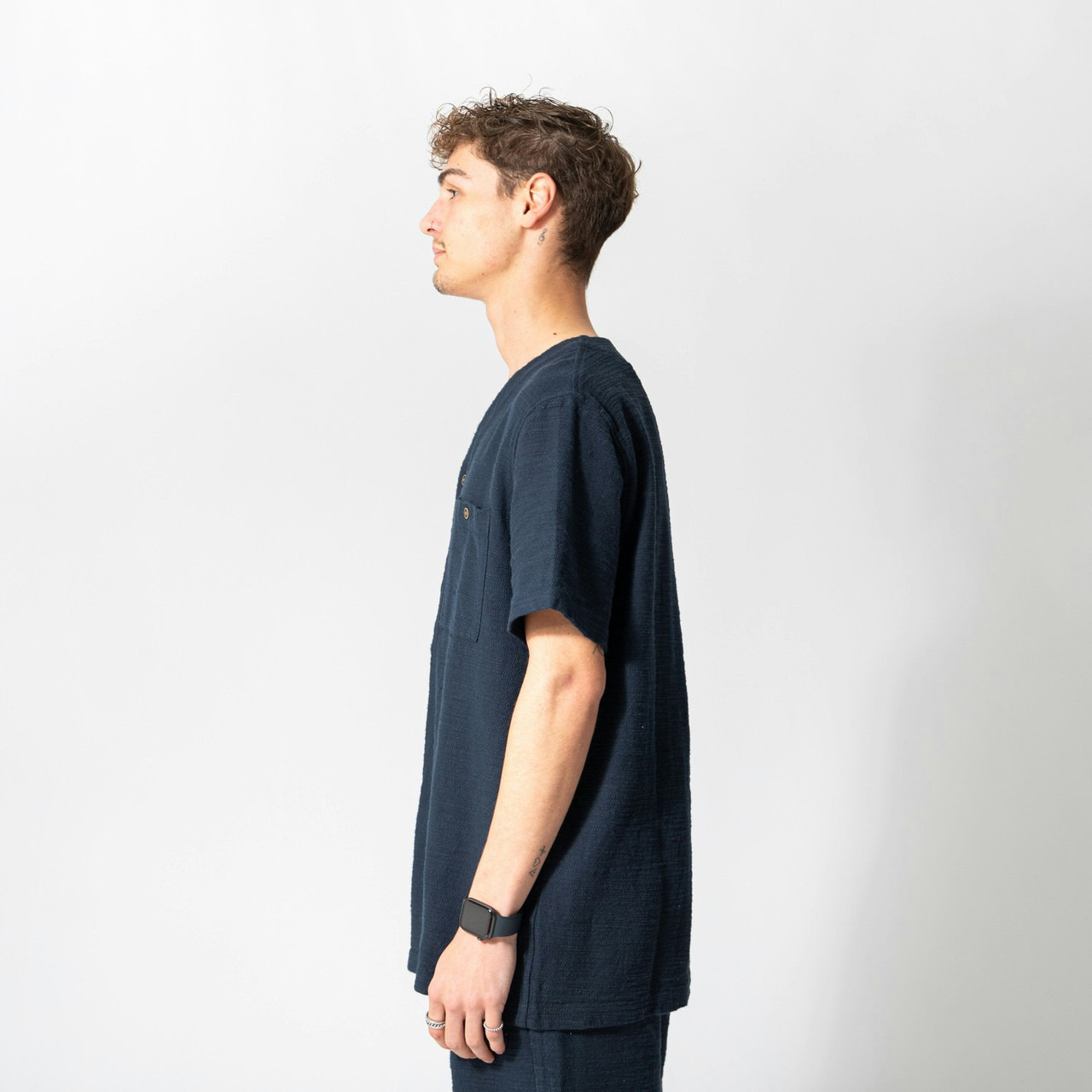Camisa Dan manga corta con cuello en V