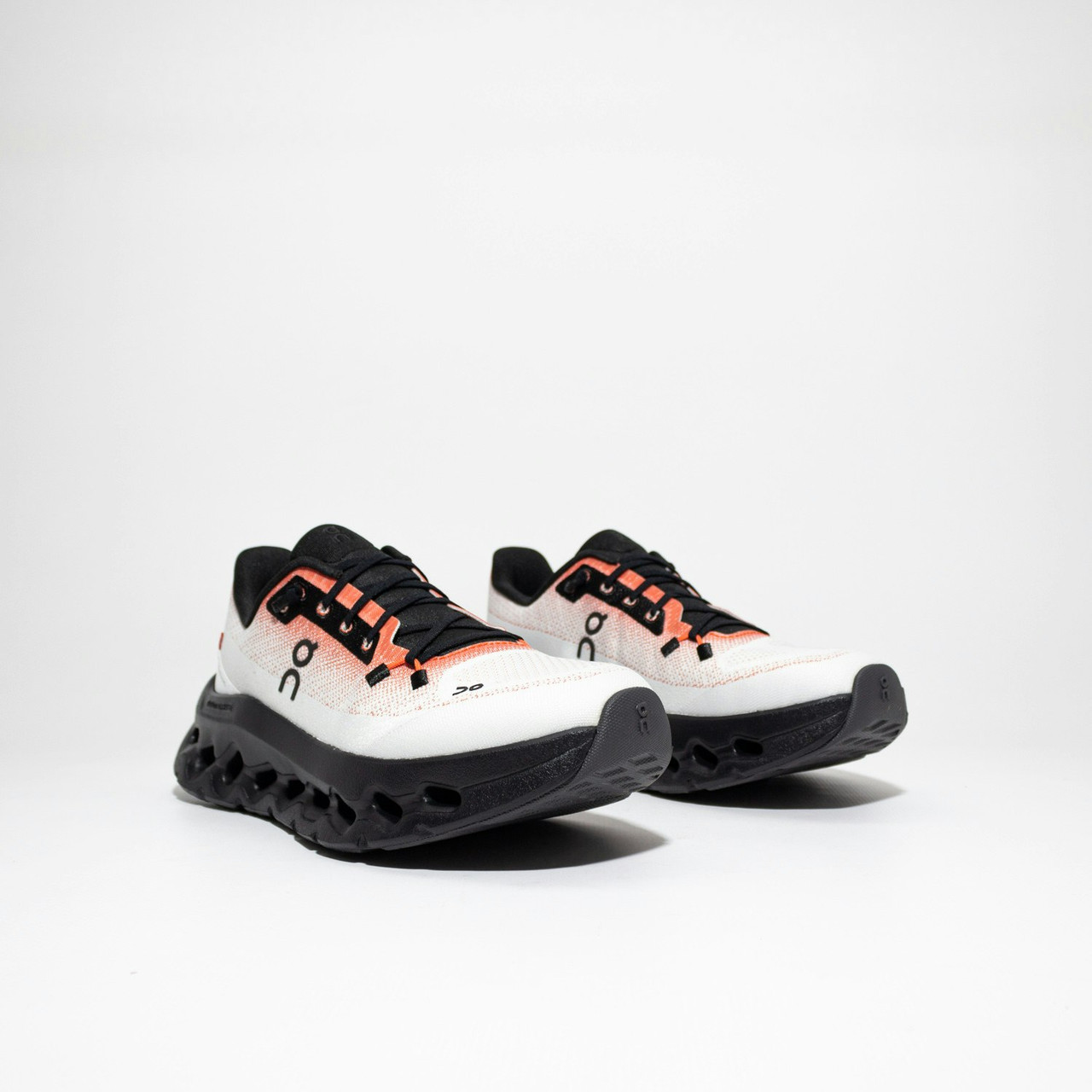 Cloudtilt sneaker Flame Eclipse