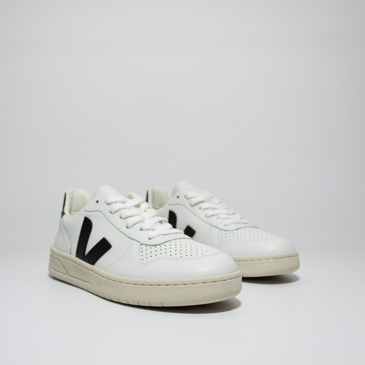 V10 Leather zapatillas de piel