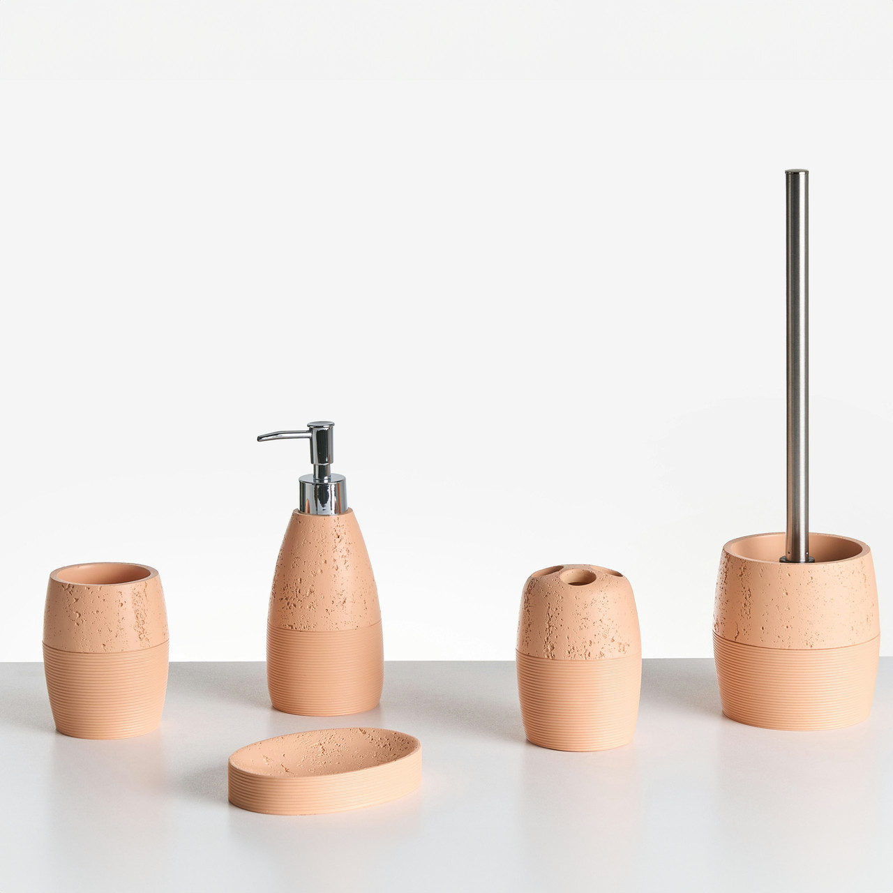Conjunto Yarapa de 5 accesorios de baño en poliresina naranja