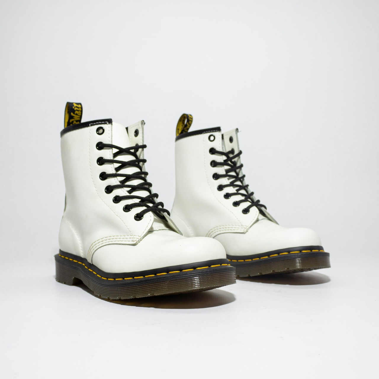 Bota 1460 8-eye piel lisa blanca