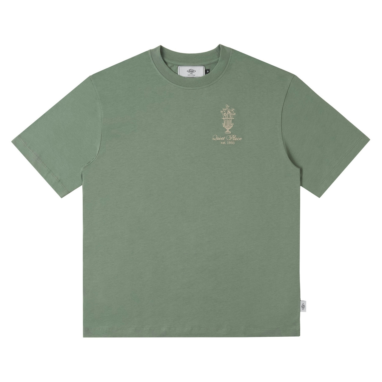 T-shirt with round neck and contrasting embroidery